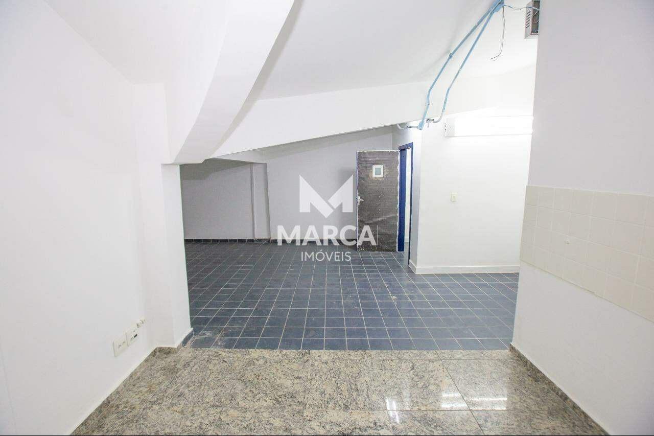 Loja para aluguel no Silveira: 