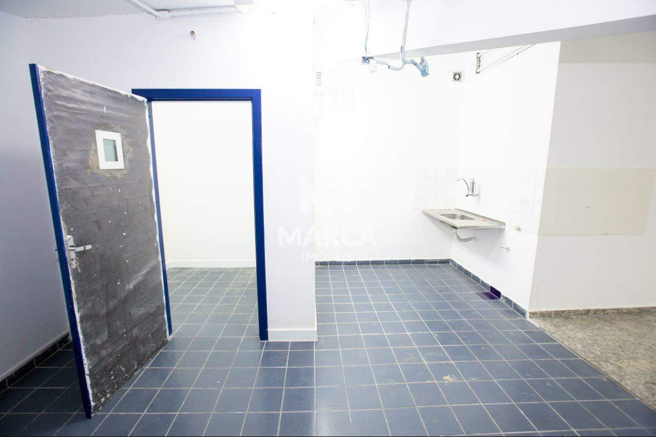 Loja para aluguel no Silveira: 