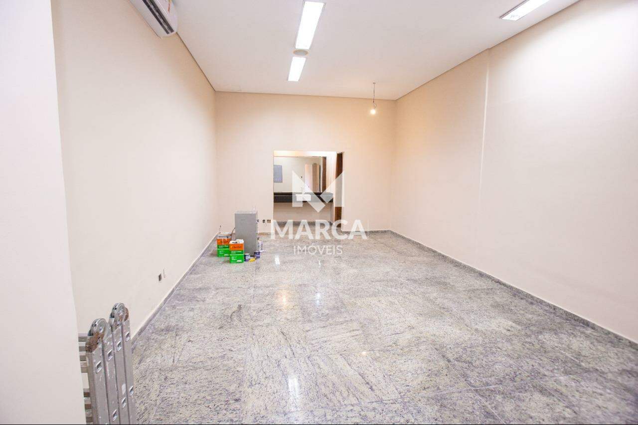 Loja para aluguel no Silveira: