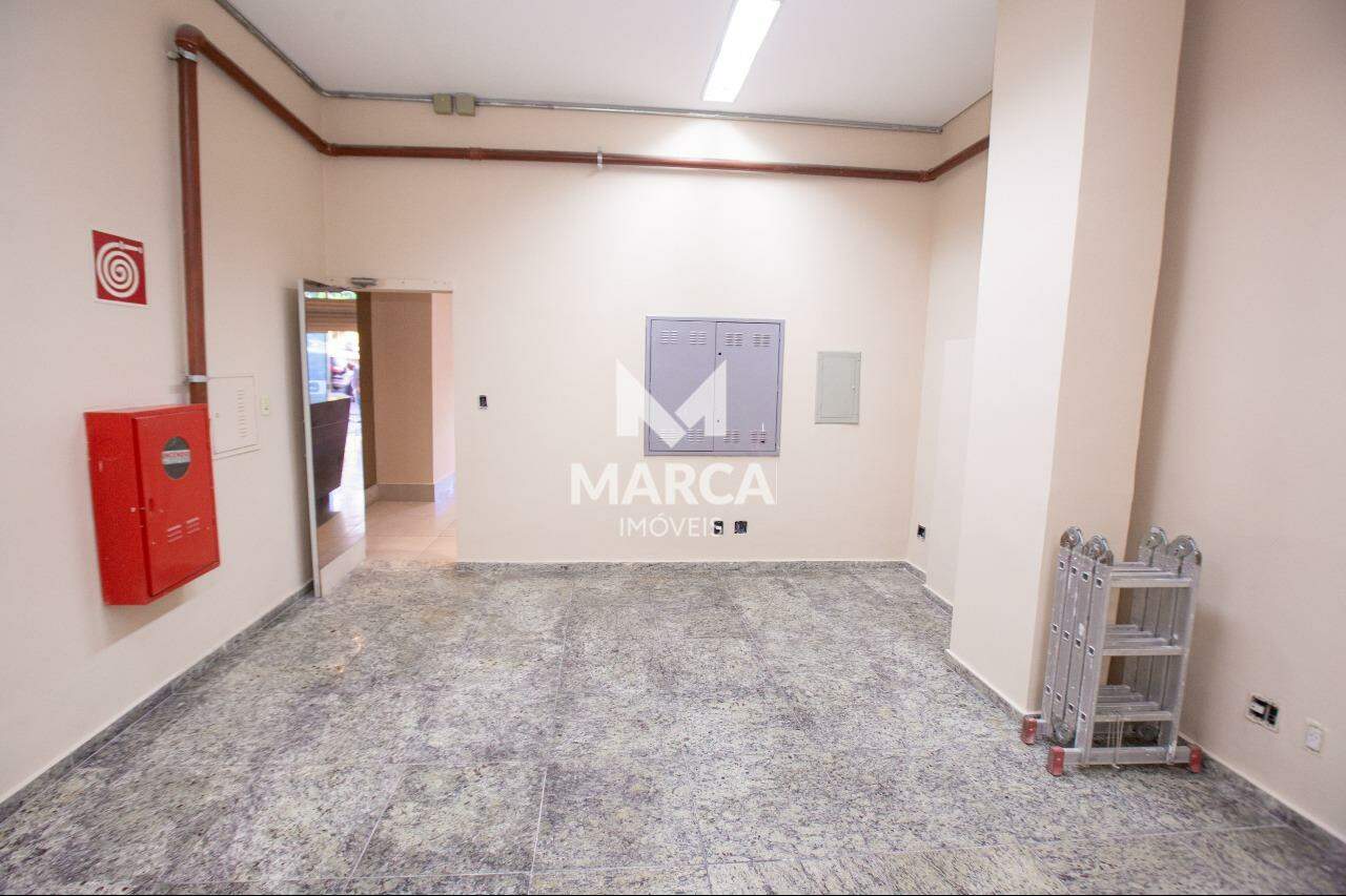 Loja para aluguel no Silveira: