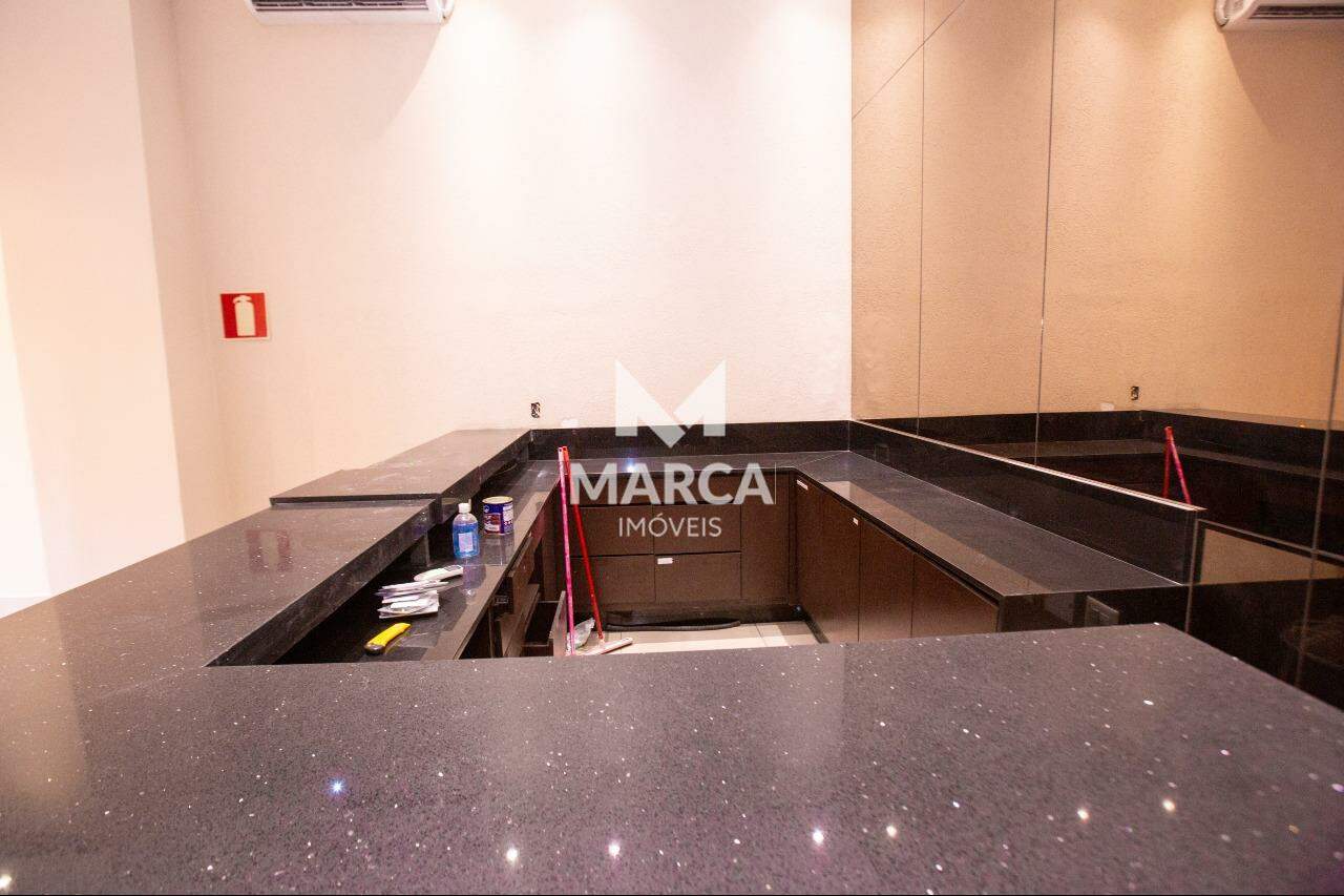 Loja para aluguel no Silveira: