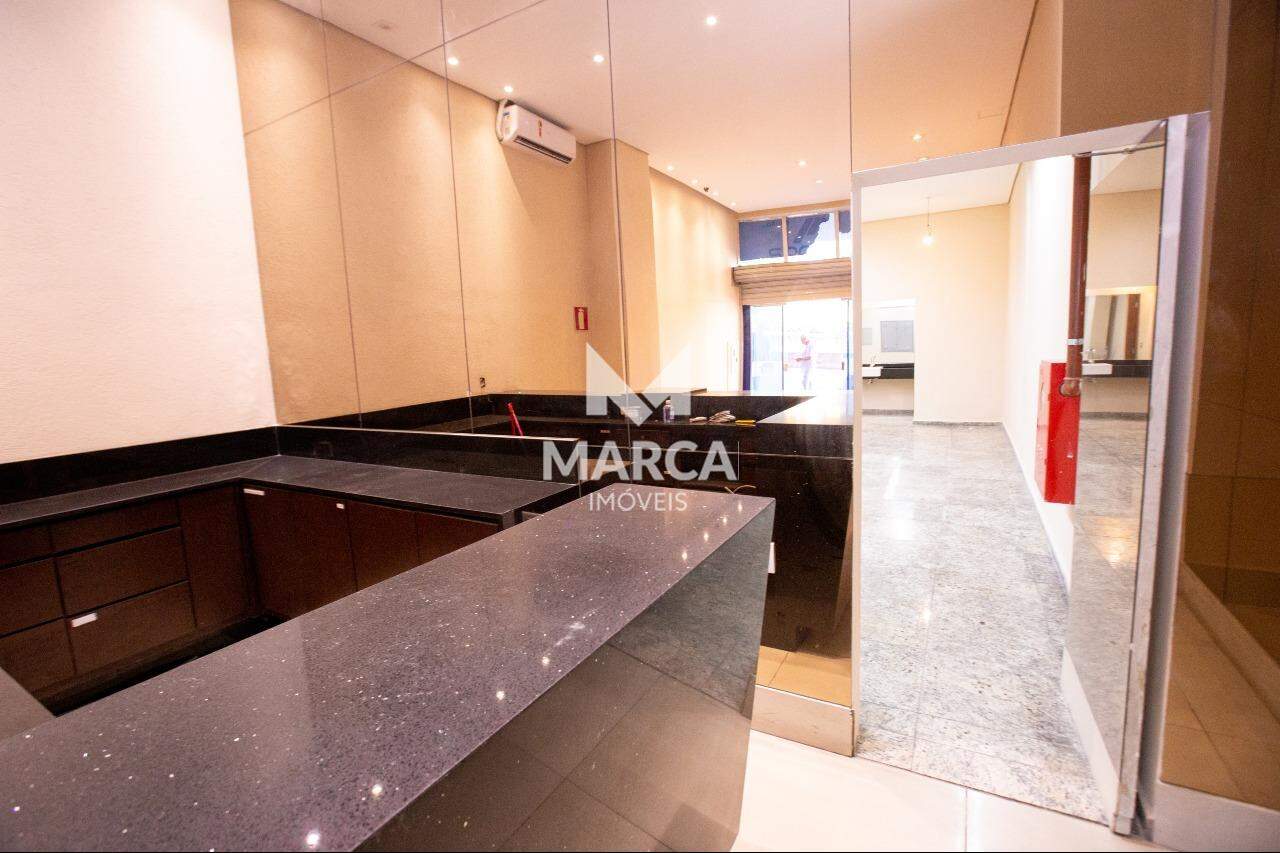 Loja para aluguel no Silveira: