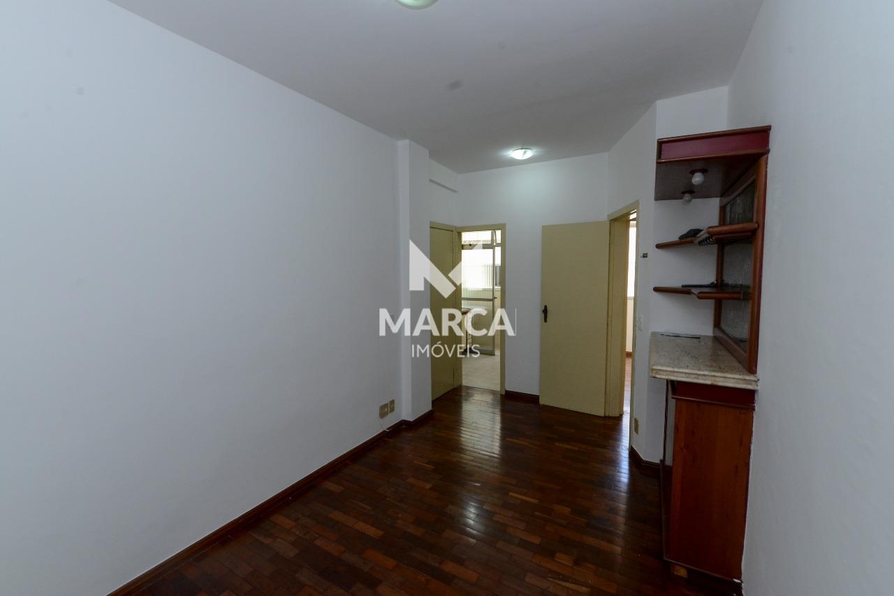 Apartamento à venda no Coração de Jesus: 