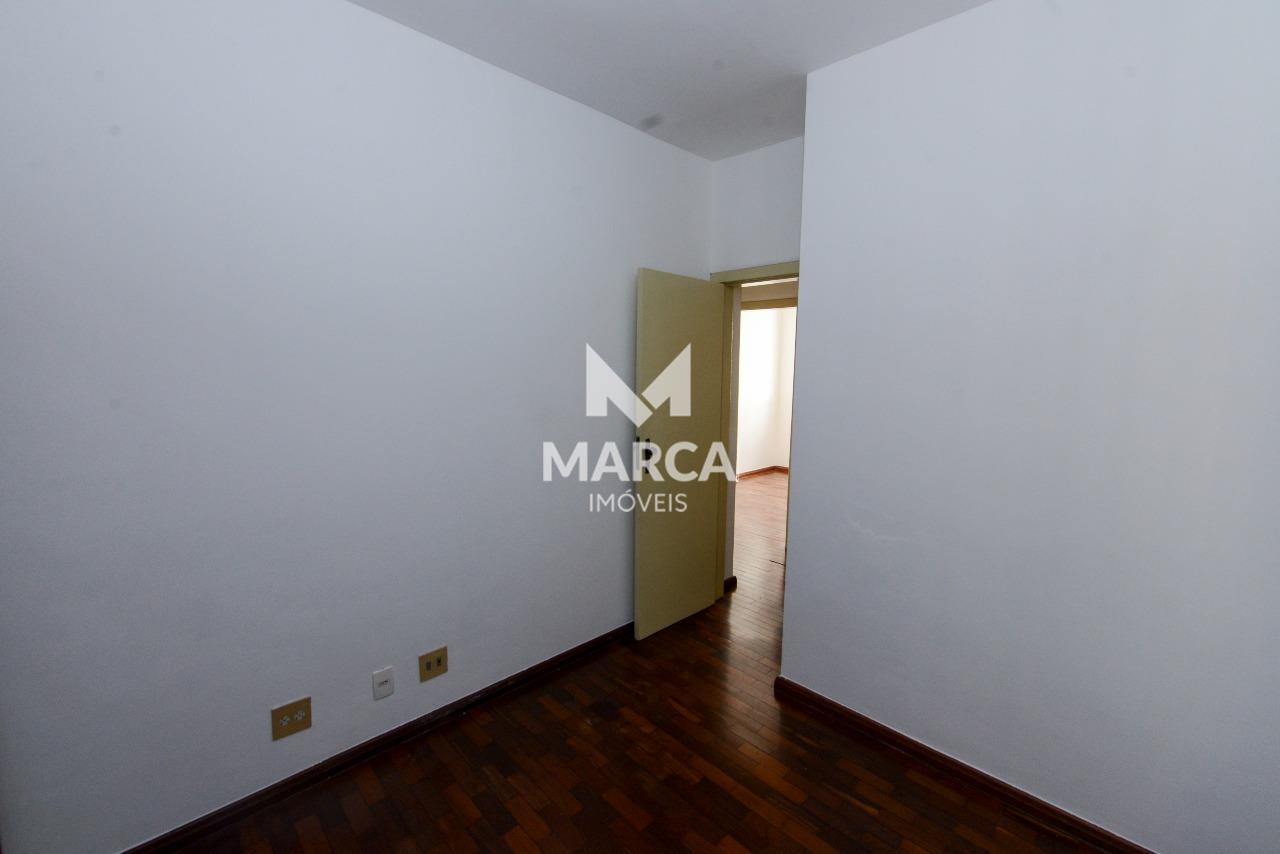 Apartamento à venda no Coração de Jesus: 