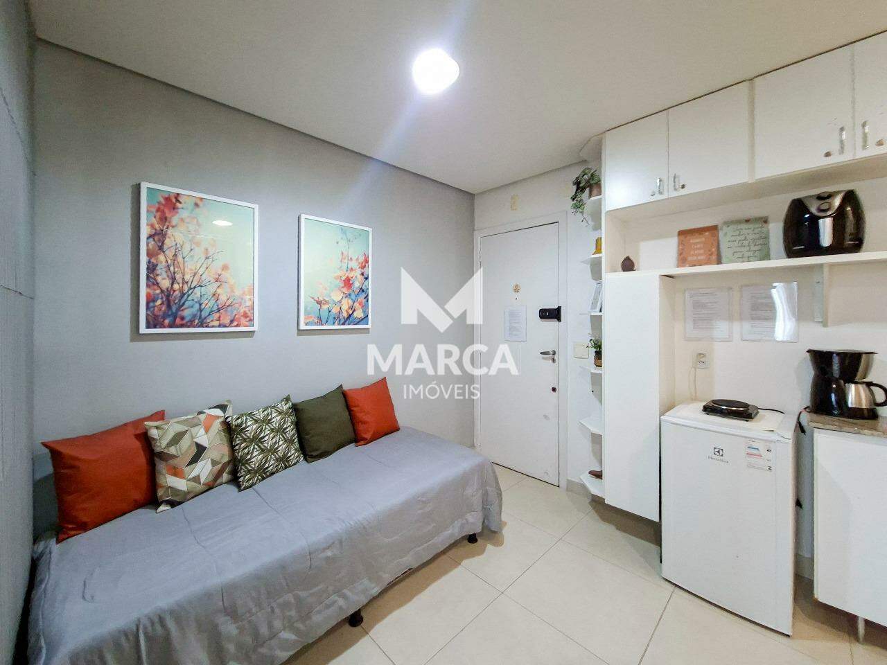 Apartamento para aluguel no Estoril: 