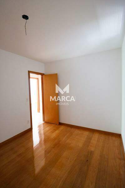 Apartamento à venda no Buritis: 
