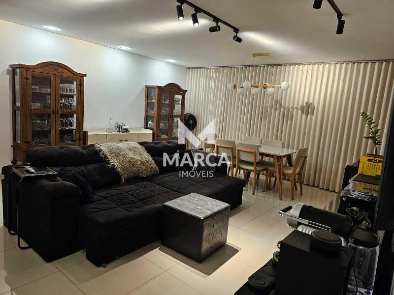 Apartamento à venda no Buritis: 