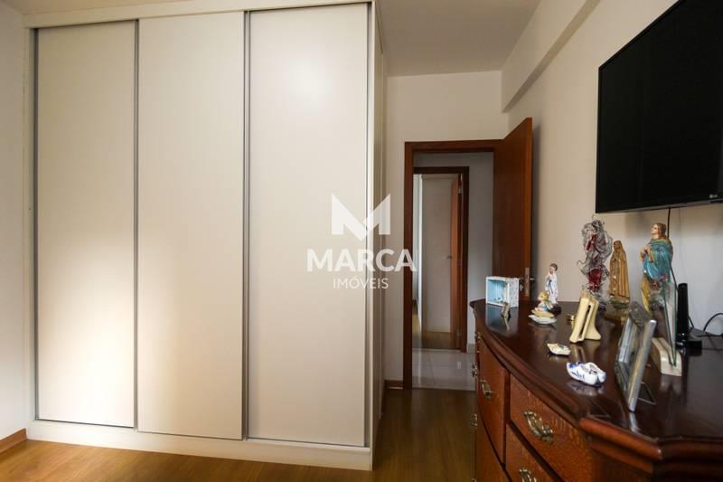 Apartamento à venda no Buritis: 