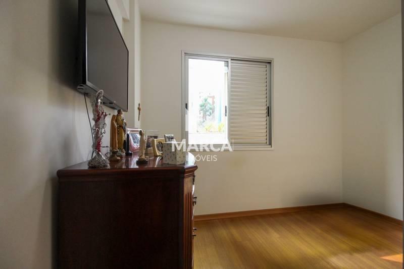 Apartamento à venda no Buritis: 