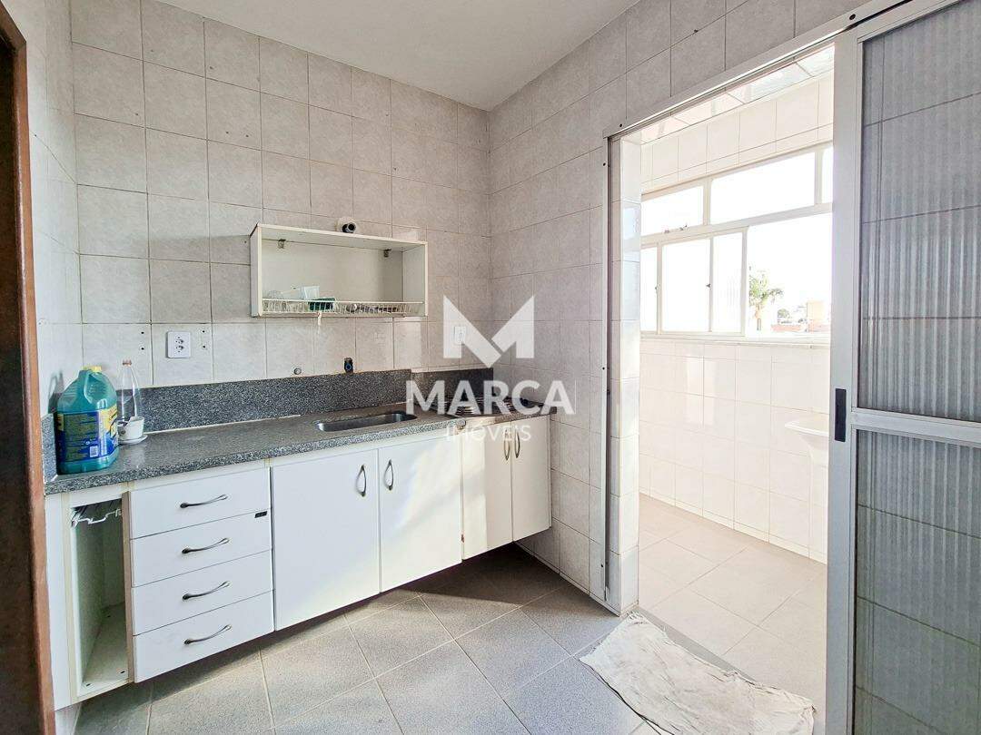 Cobertura para aluguel no Padre Eustáquio: 