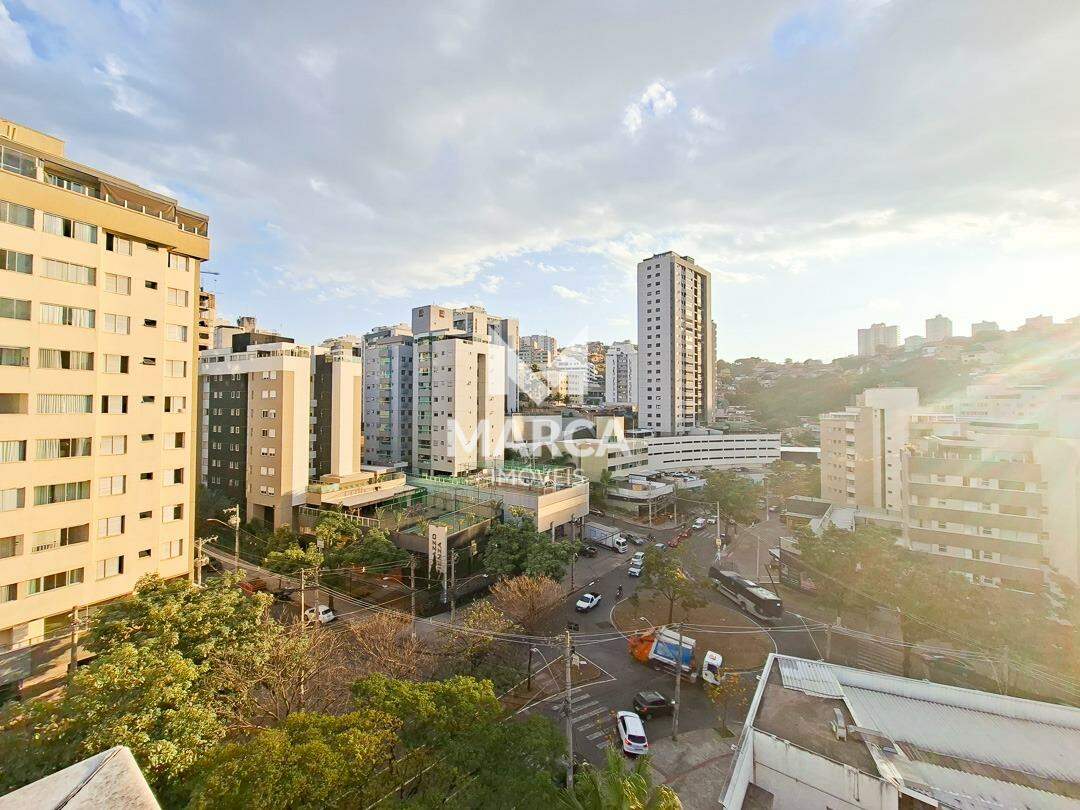 Cobertura para aluguel no Buritis: 