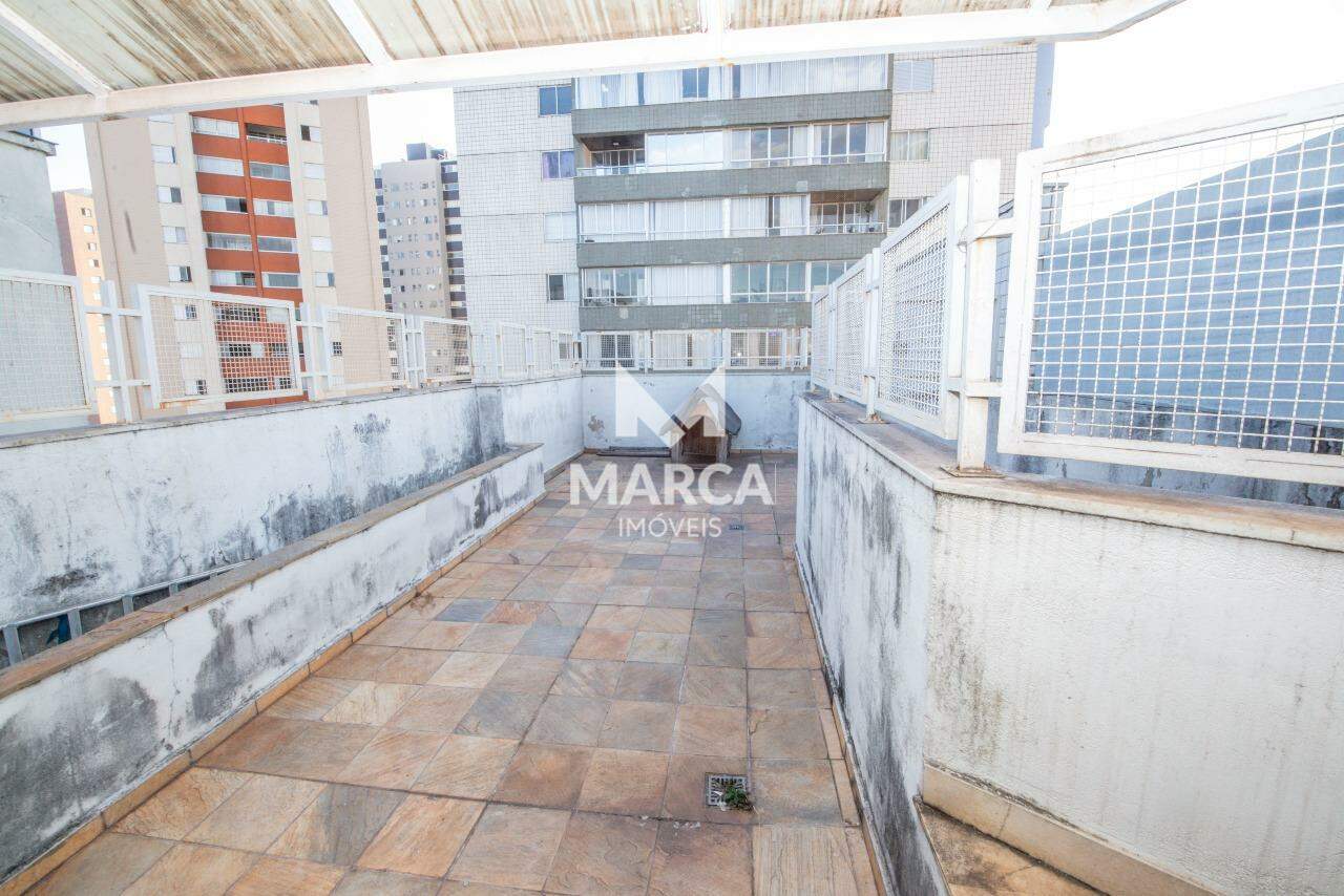 Cobertura para aluguel no Buritis: 