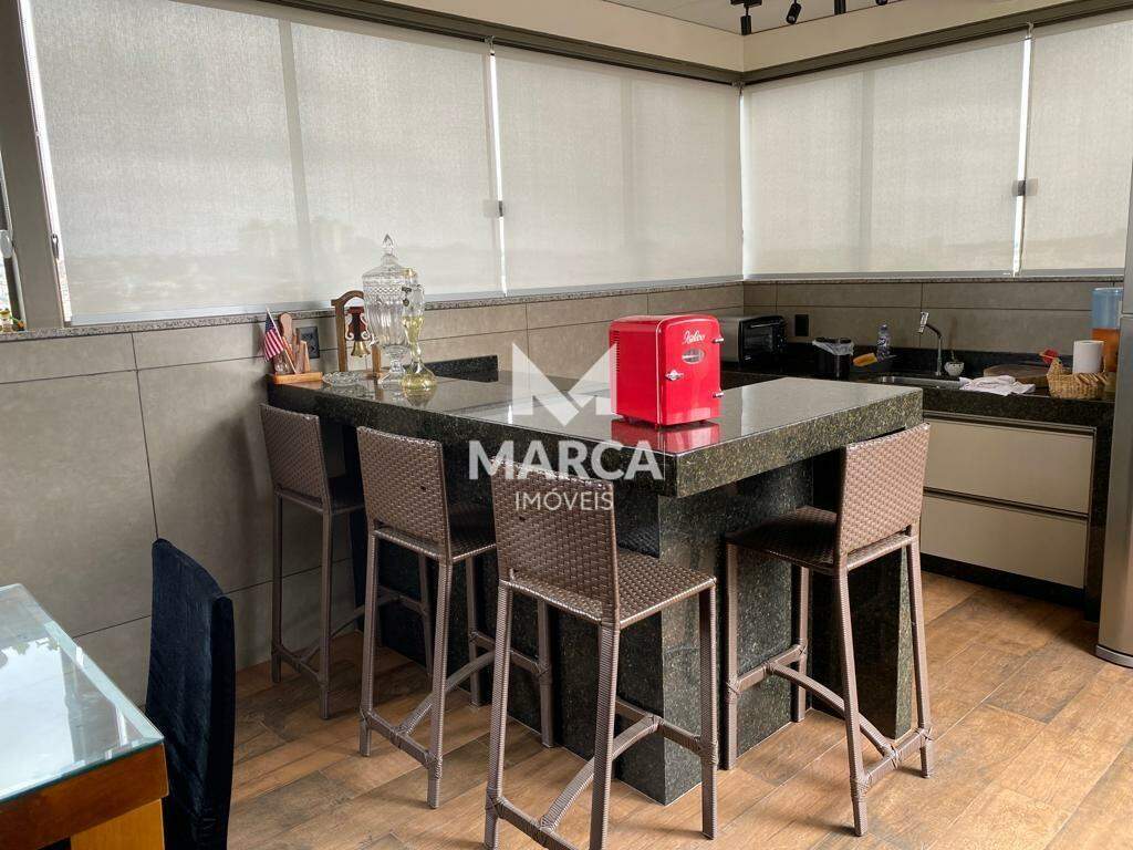 Cobertura para aluguel no Salgado Filho: 