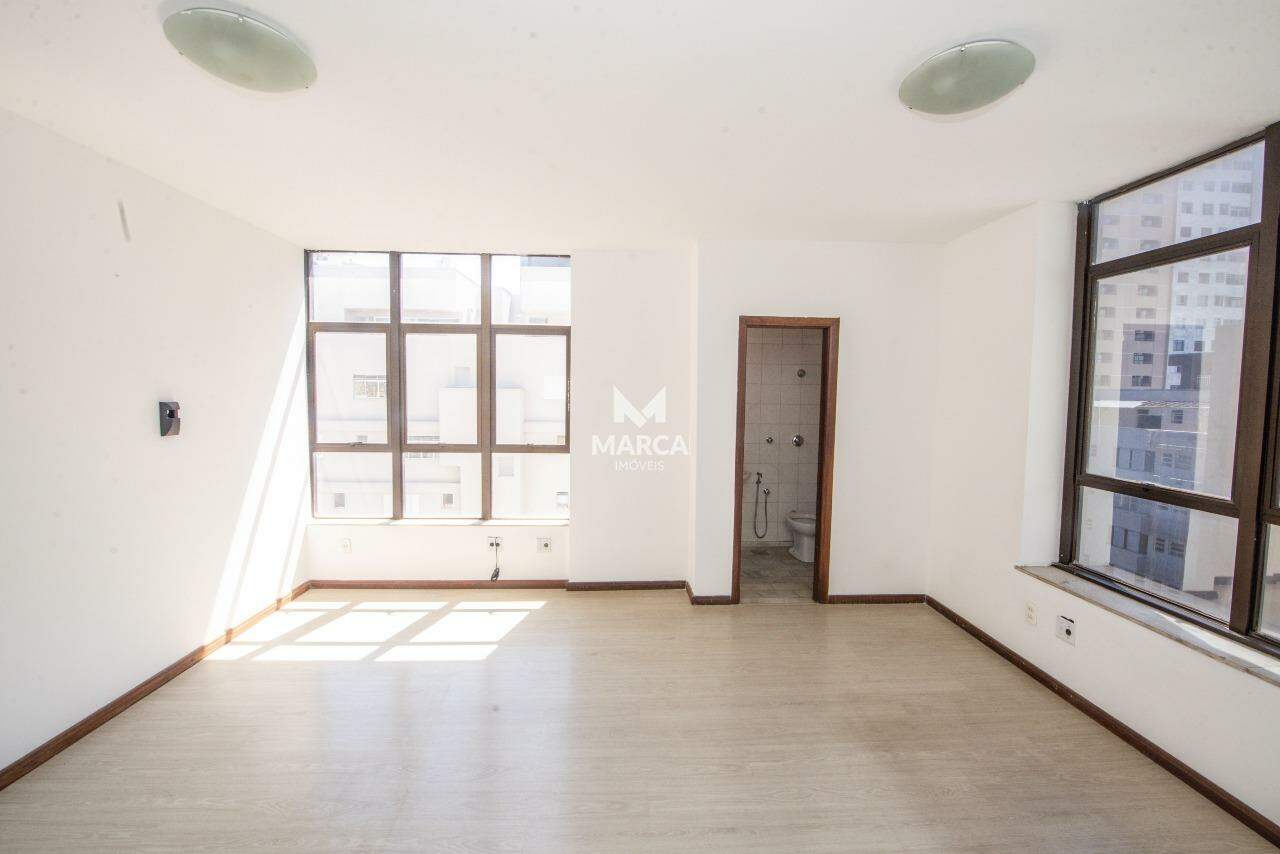 Sala para aluguel no Lourdes: 