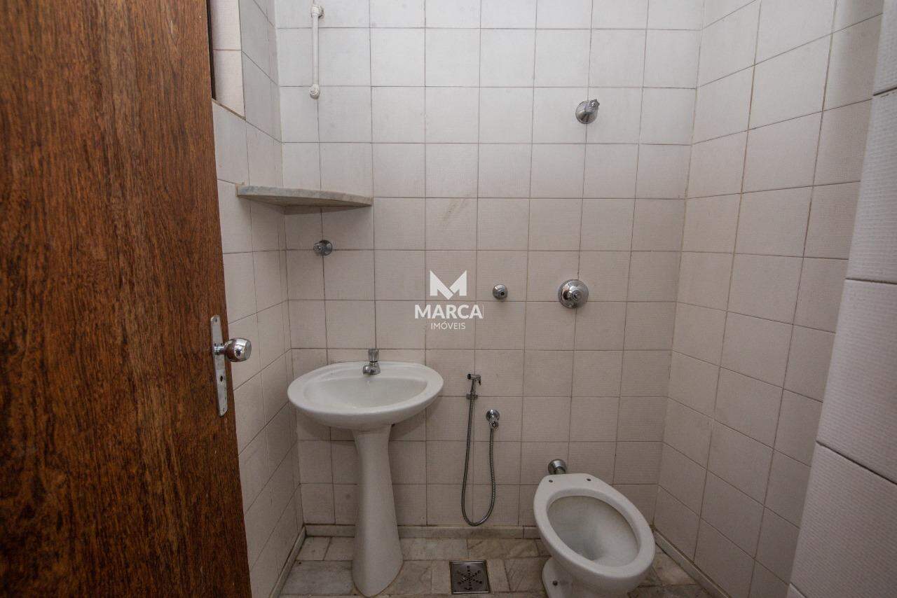 Sala para aluguel no Lourdes: 