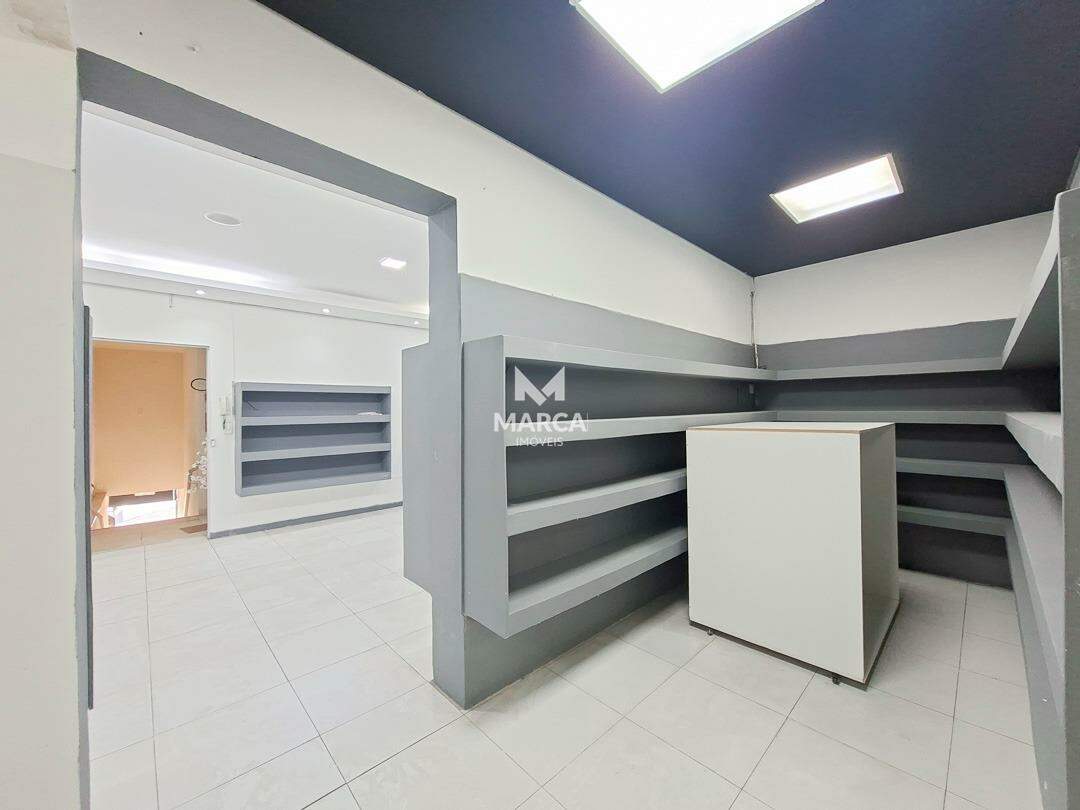 Loja para aluguel no Caiçaras: 