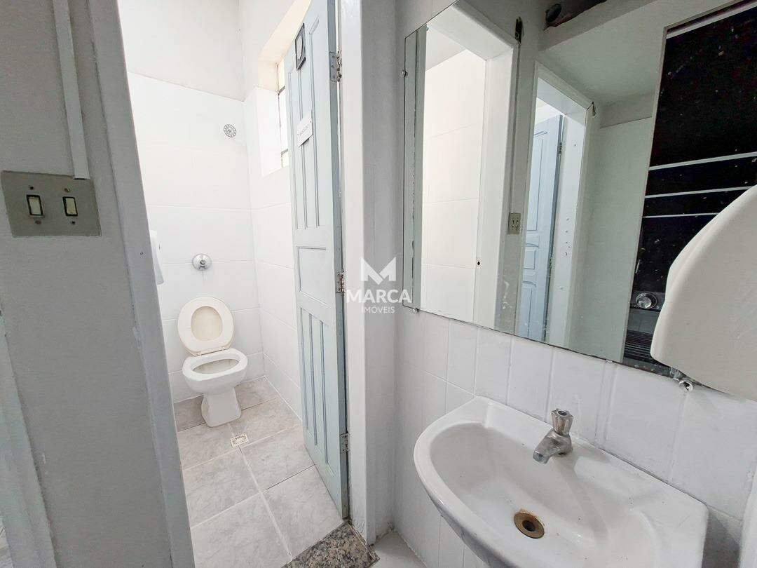 Loja para aluguel no Caiçaras: 