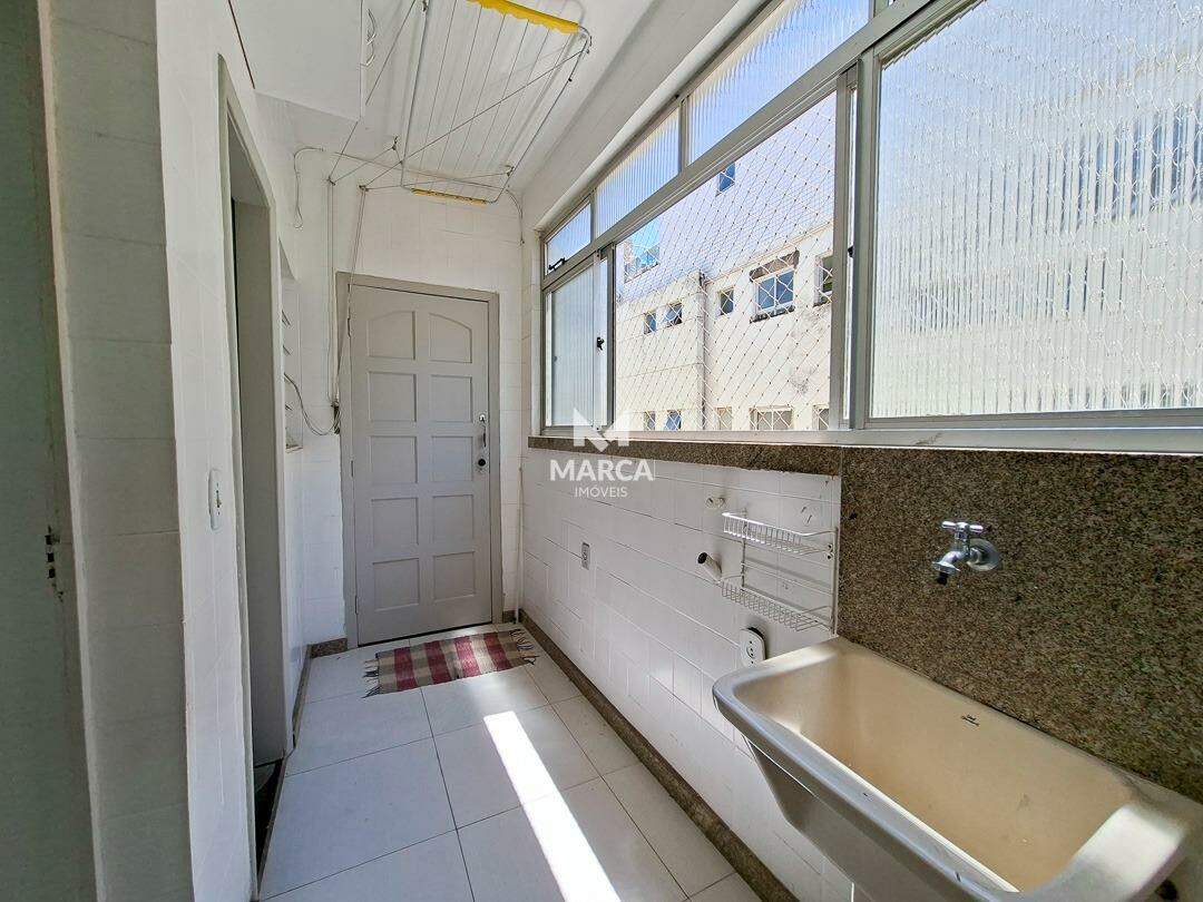 Apartamento para aluguel no Castelo: 