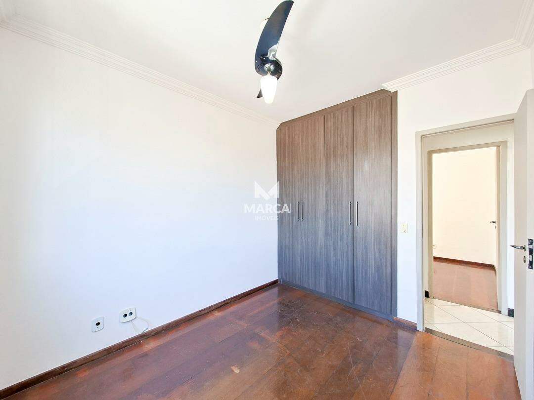 Apartamento para aluguel no Castelo: 