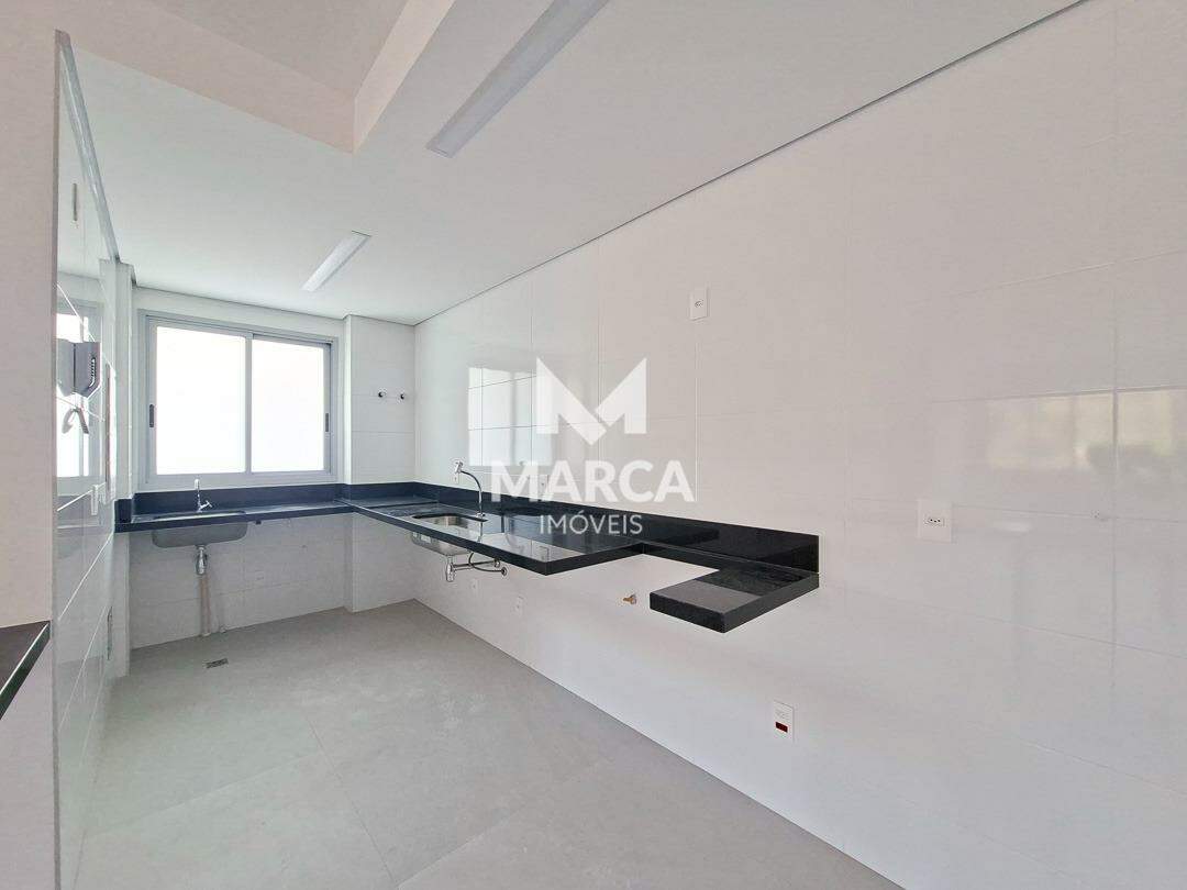 Apartamento para aluguel no Sagrada Família: