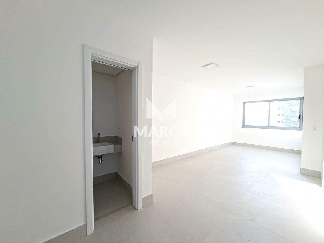 Apartamento para aluguel no Sagrada Família: