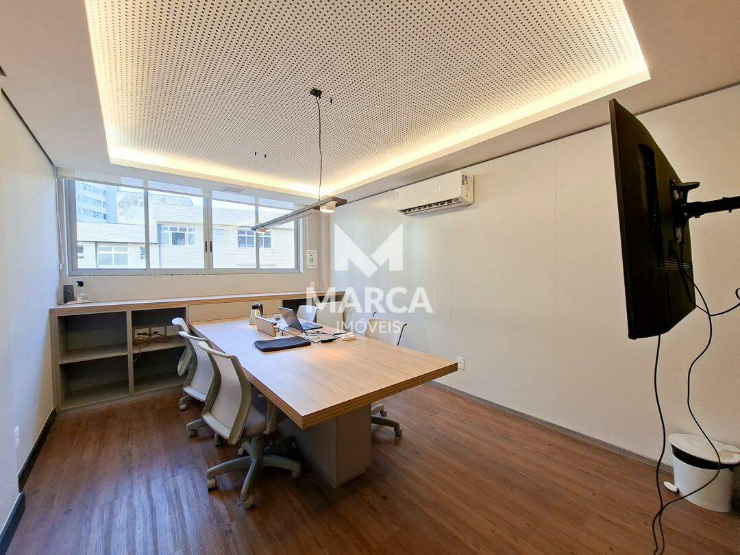 Apartamento para aluguel no Sagrada Família: 