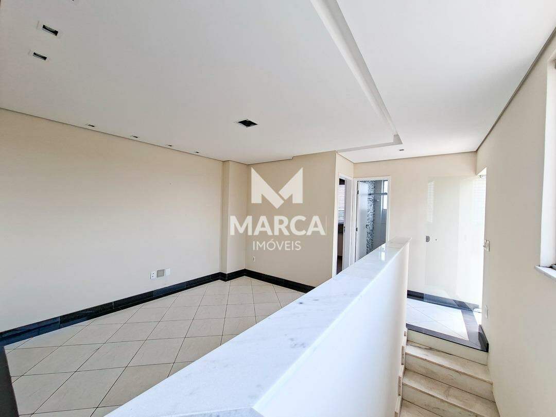 Cobertura para aluguel no Buritis: