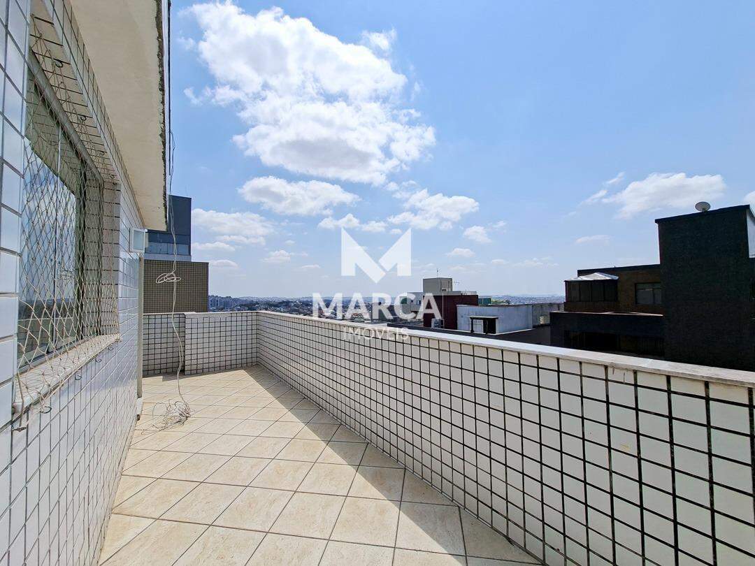 Cobertura para aluguel no Buritis: