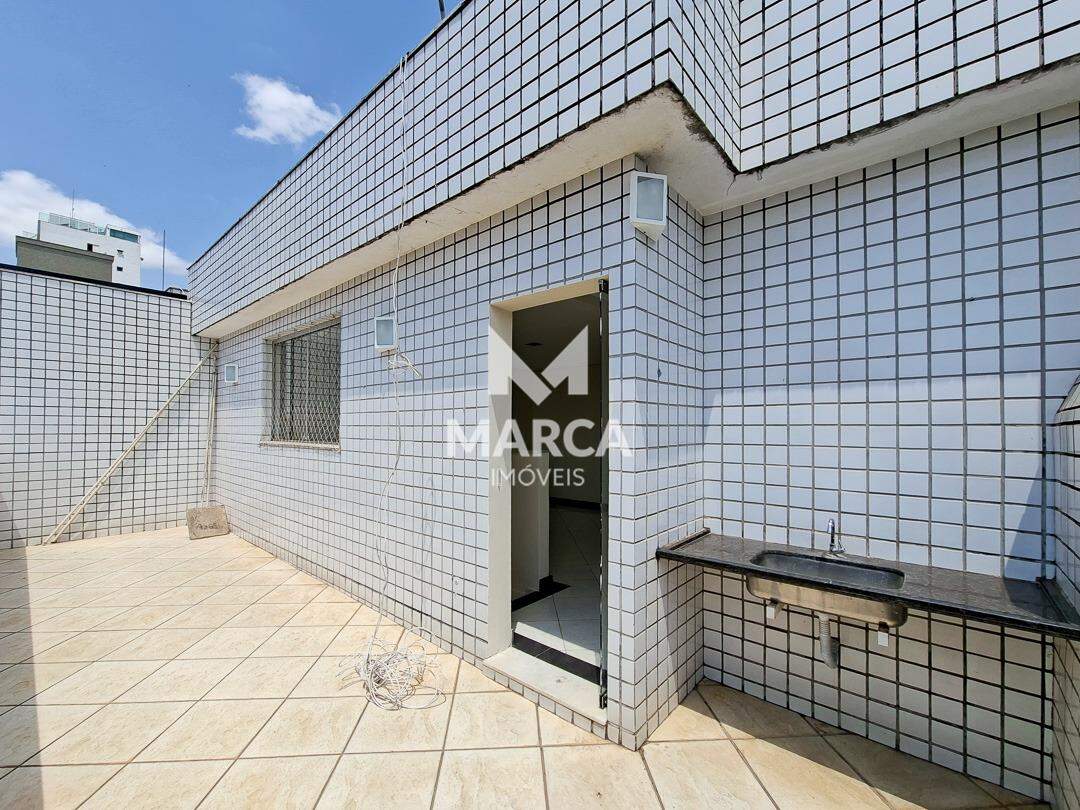 Cobertura para aluguel no Buritis: