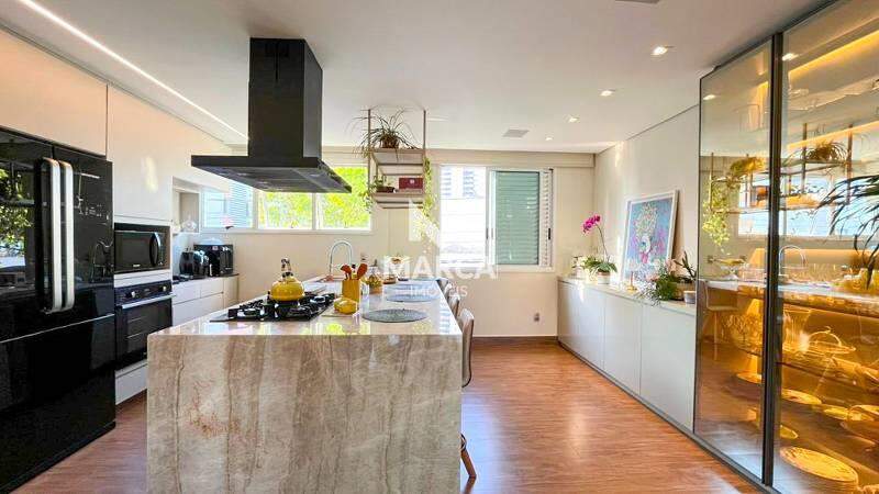 Apartamento à venda no Buritis: 