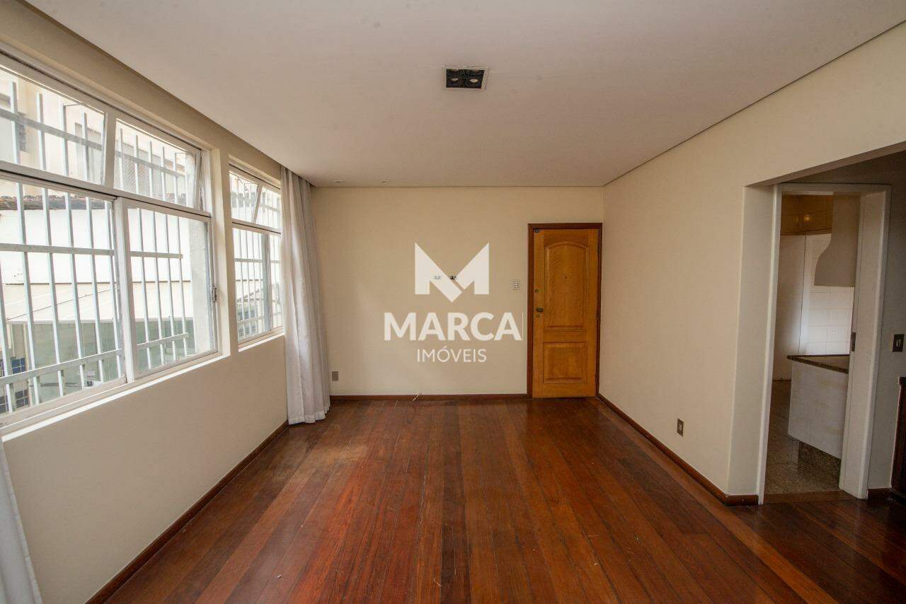 Apartamento para aluguel no Sion: 