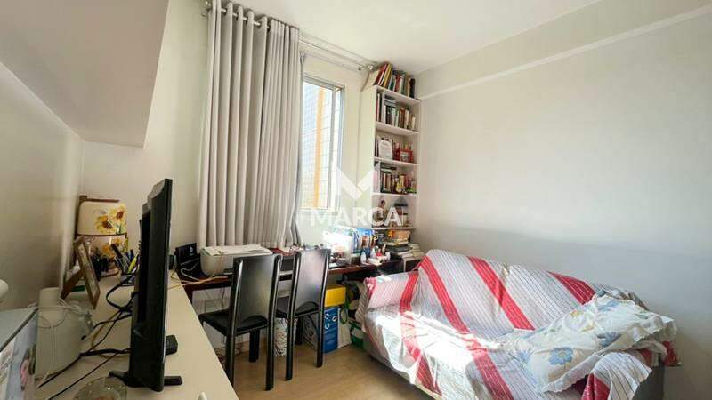 Apartamento à venda no Buritis: 