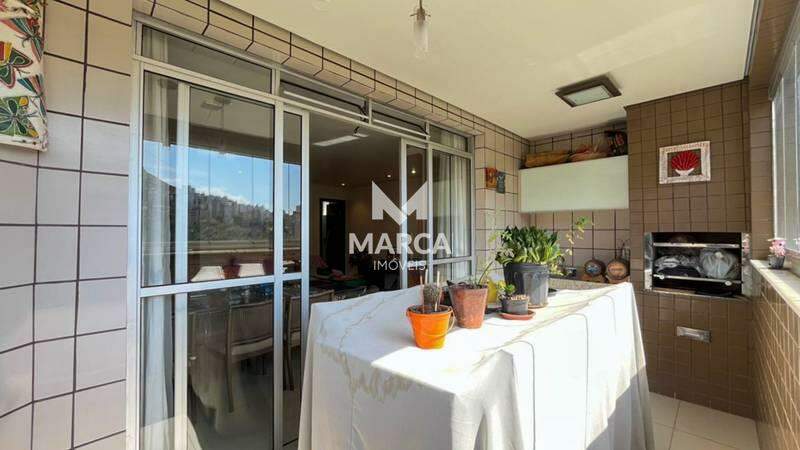 Apartamento à venda no Buritis: 
