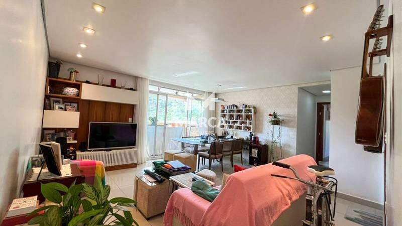 Apartamento à venda no Buritis: 