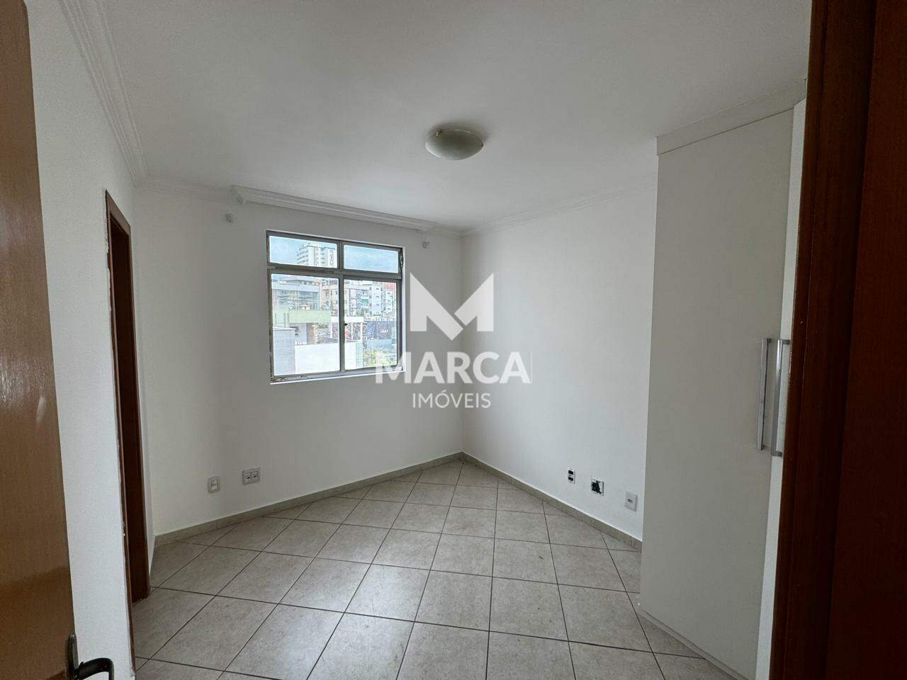 Cobertura para aluguel no Castelo: 