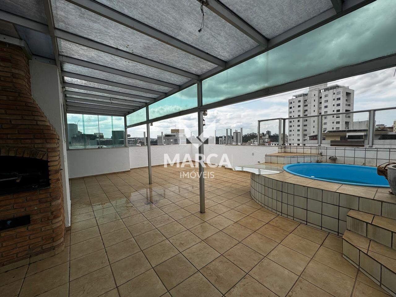 Cobertura para aluguel no Castelo: 