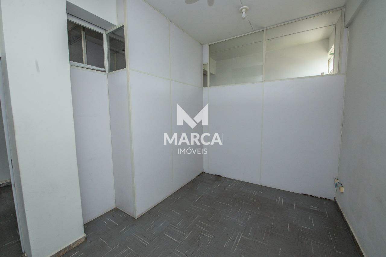 Sala para aluguel no Lourdes: