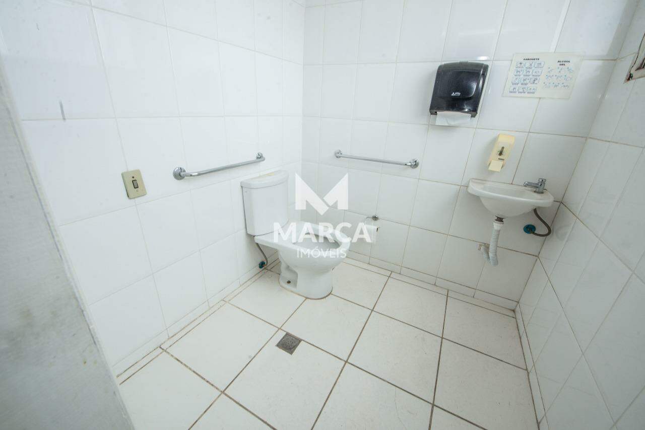 Sala para aluguel no Lourdes: