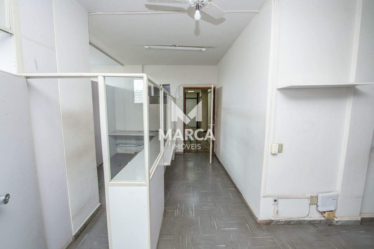 Sala para aluguel no Lourdes: