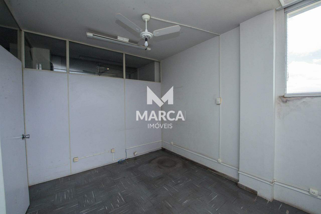 Sala para aluguel no Lourdes: