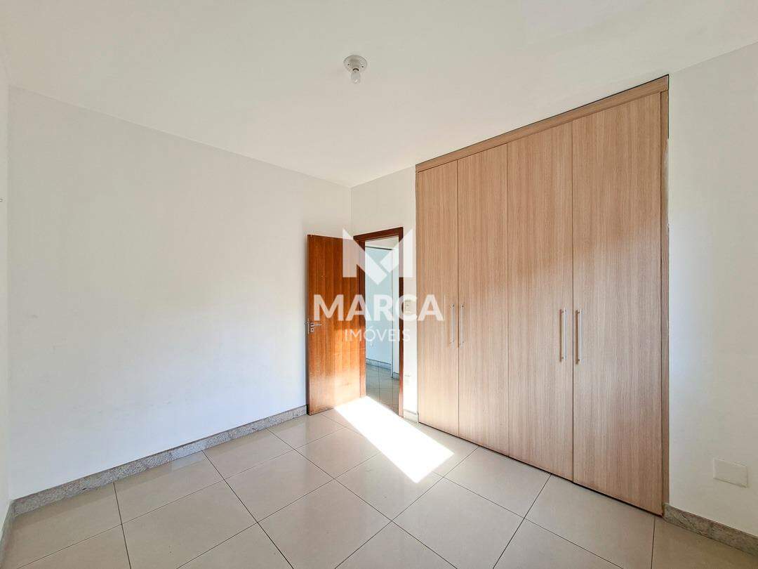 Cobertura para aluguel no Jaraguá: