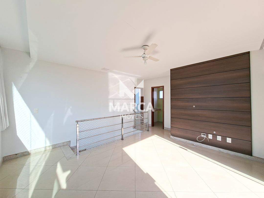 Cobertura para aluguel no Jaraguá: