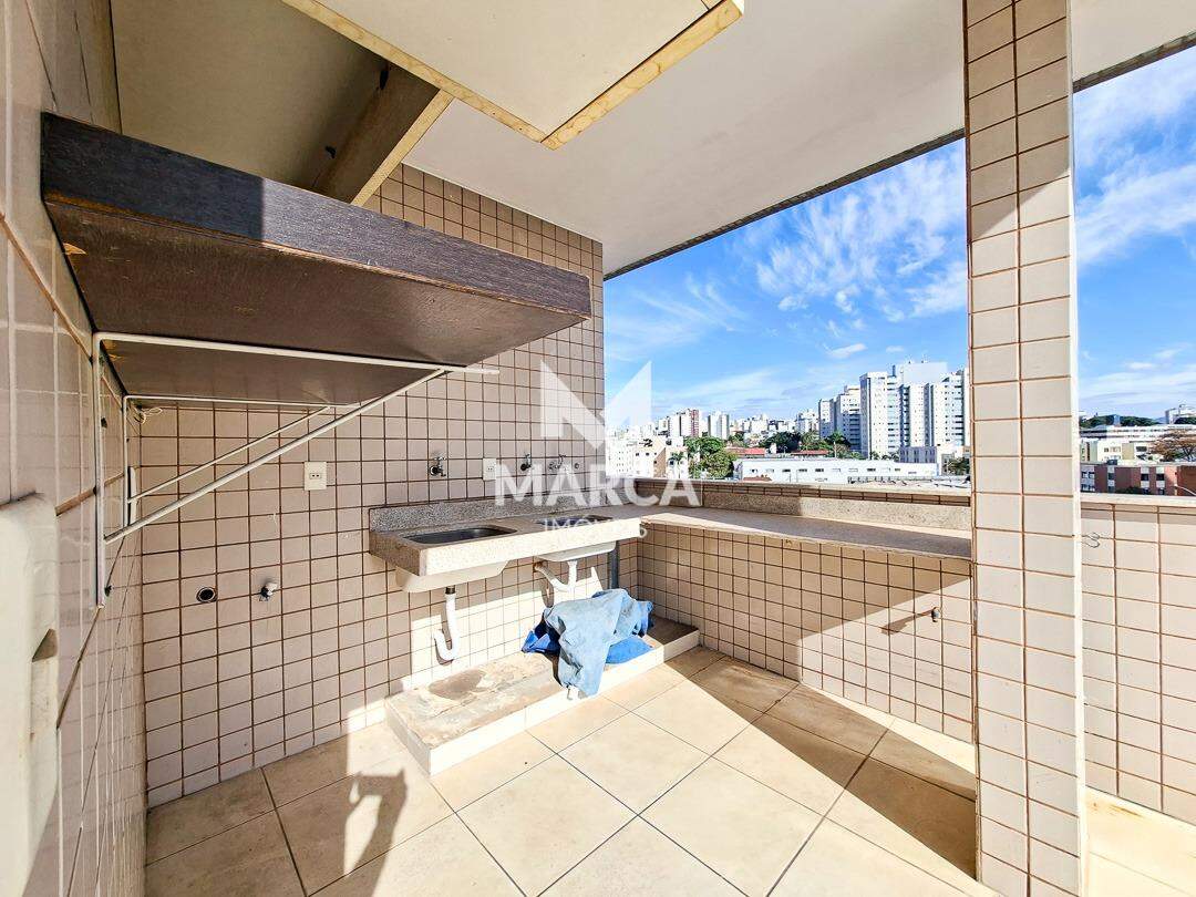 Cobertura para aluguel no Jaraguá: