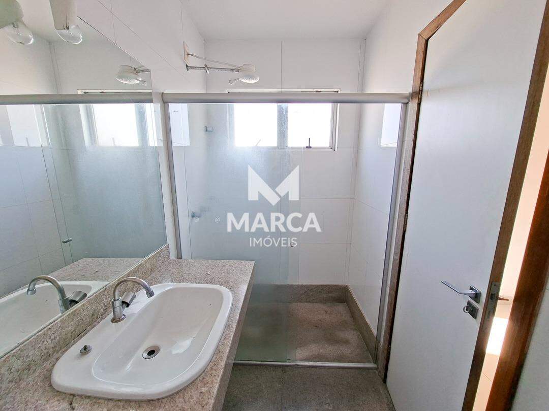 Cobertura para aluguel no Jaraguá: