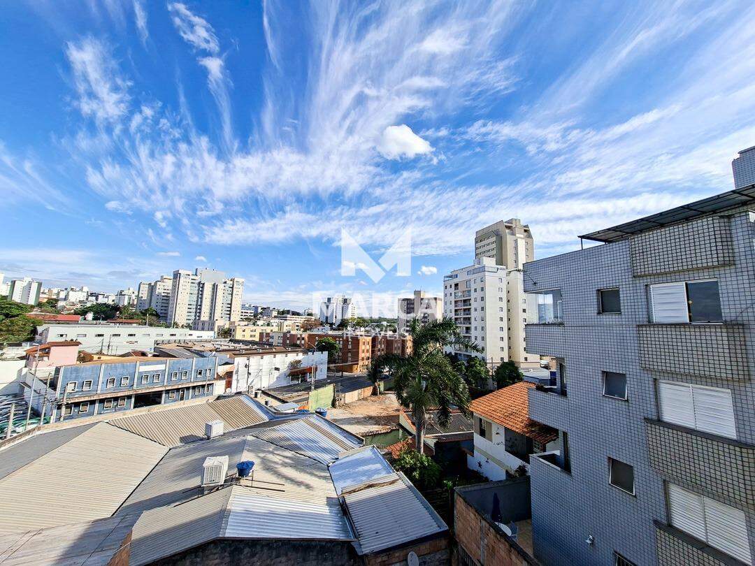 Cobertura para aluguel no Jaraguá: