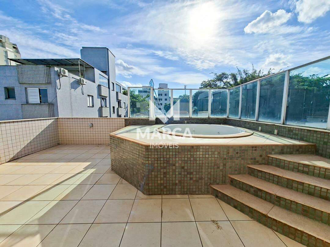 Cobertura para aluguel no Jaraguá: