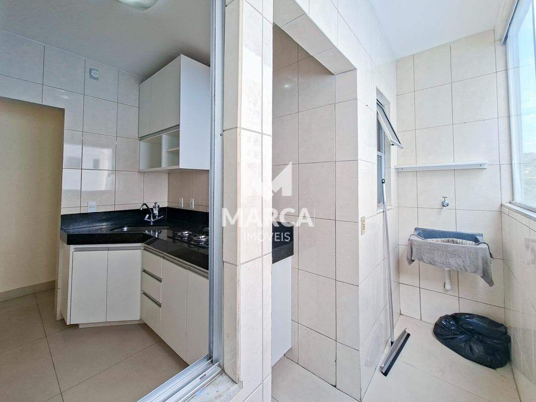 Apartamento para aluguel no Castelo: 