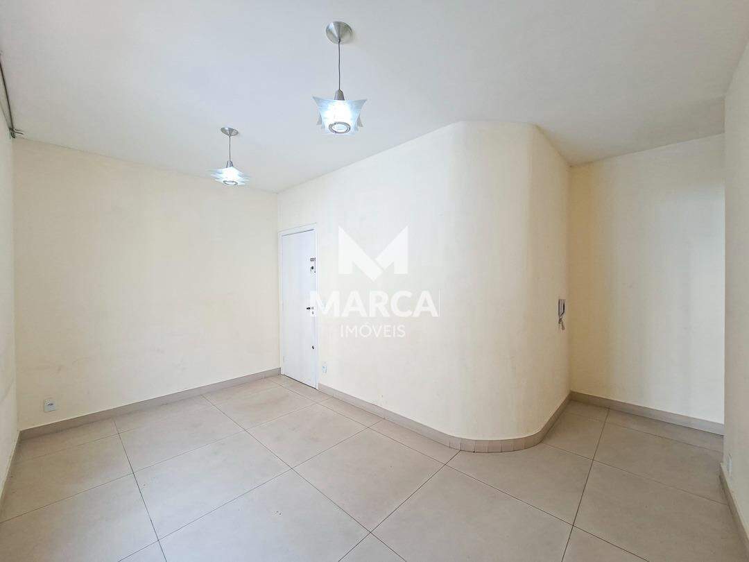 Apartamento para aluguel no Castelo: 