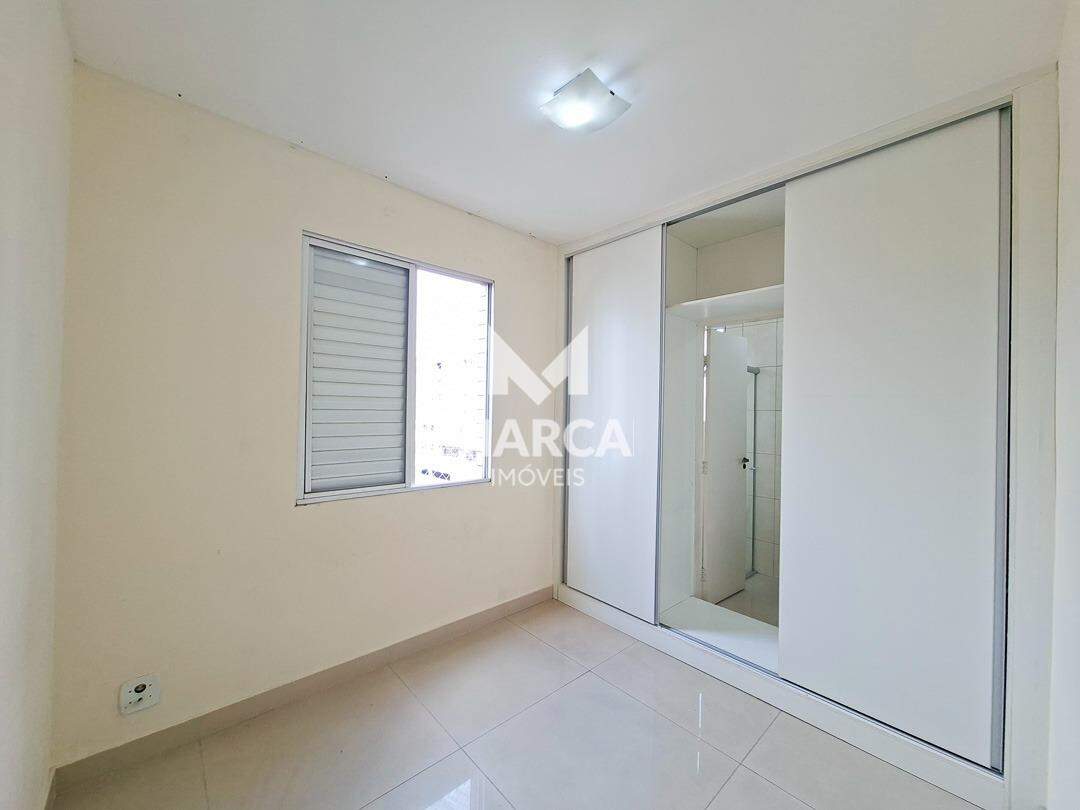 Apartamento para aluguel no Castelo: 