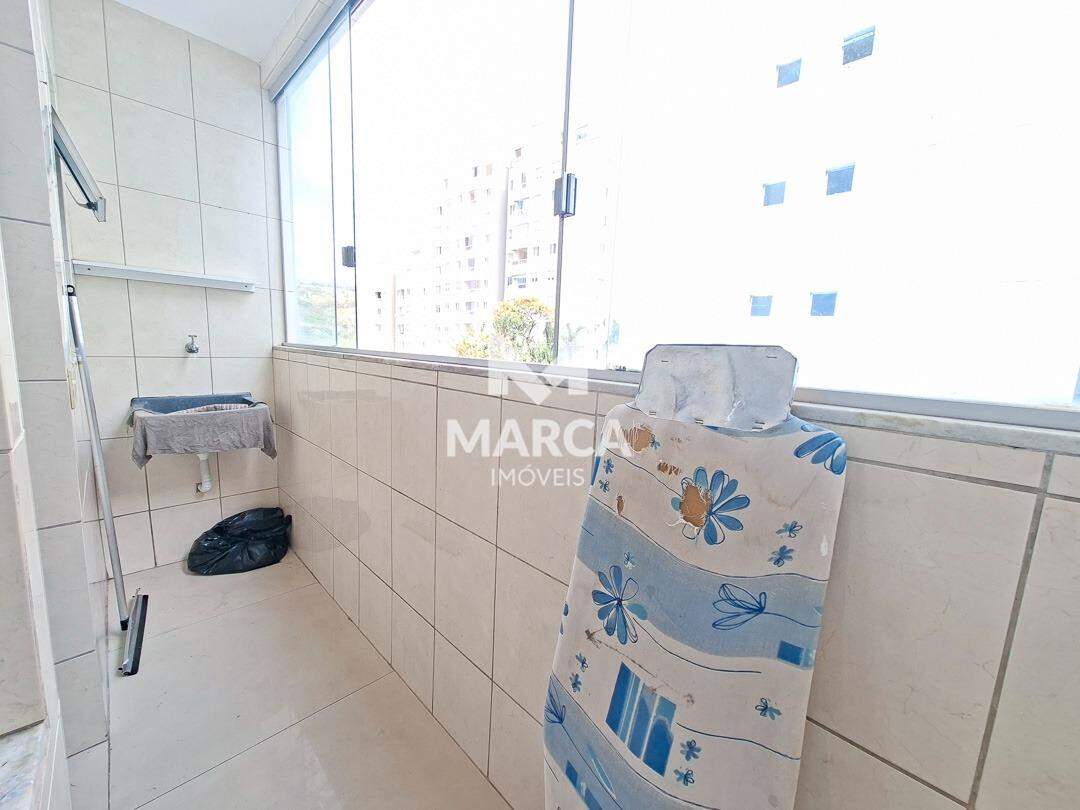 Apartamento para aluguel no Castelo: 